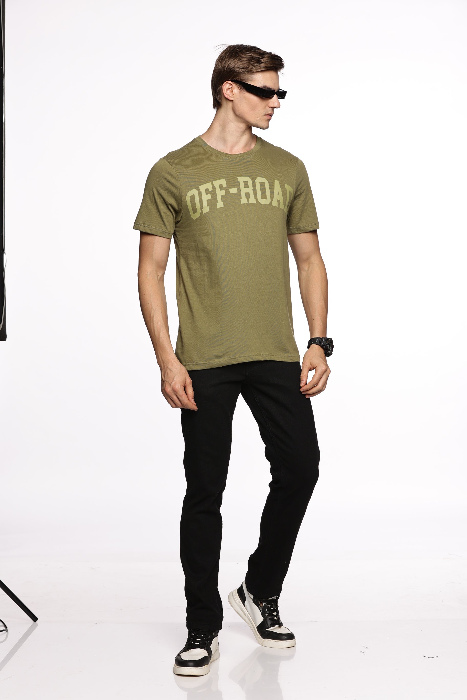 Coastal Escape: Men's Half-Sleeve Nautical Print Pure Cotton T-Shirt