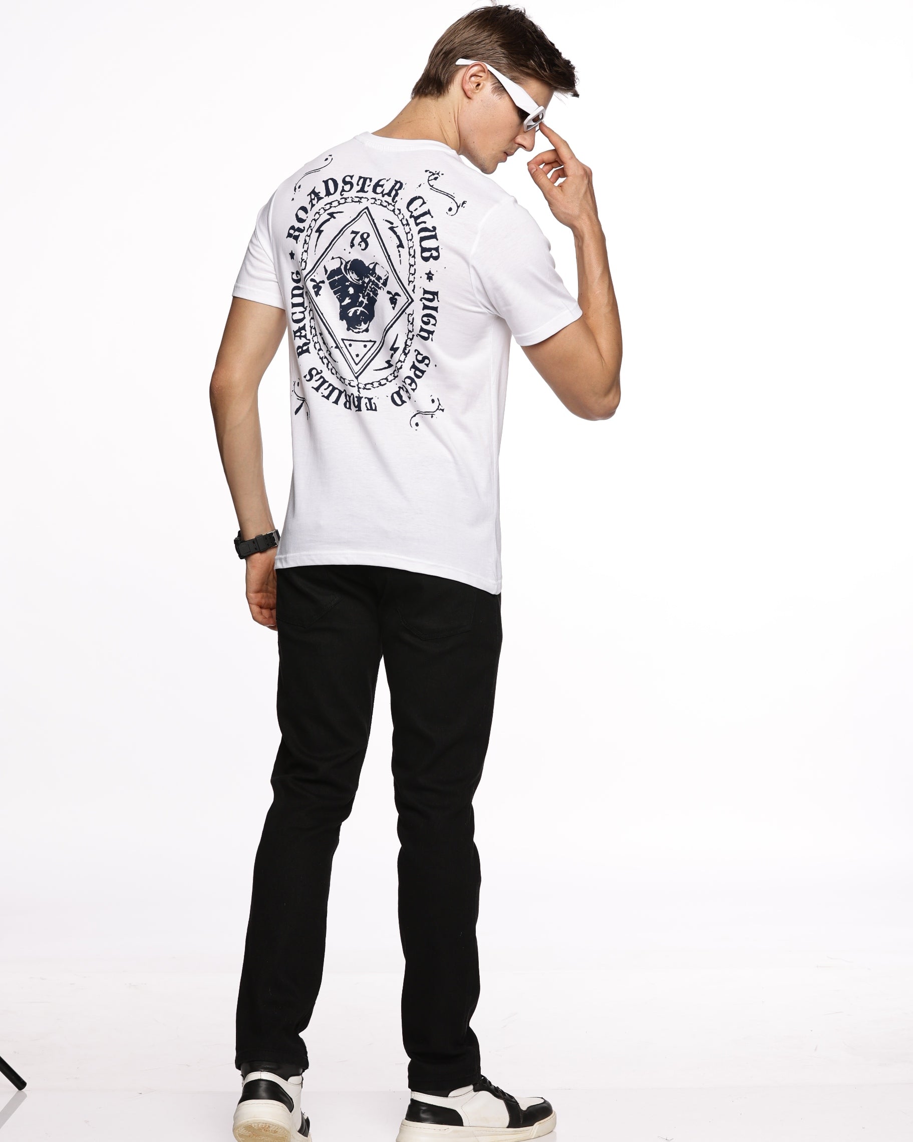 Sunset Shades: Men's Half-Sleeve Gradient Print Pure Cotton T-Shirt